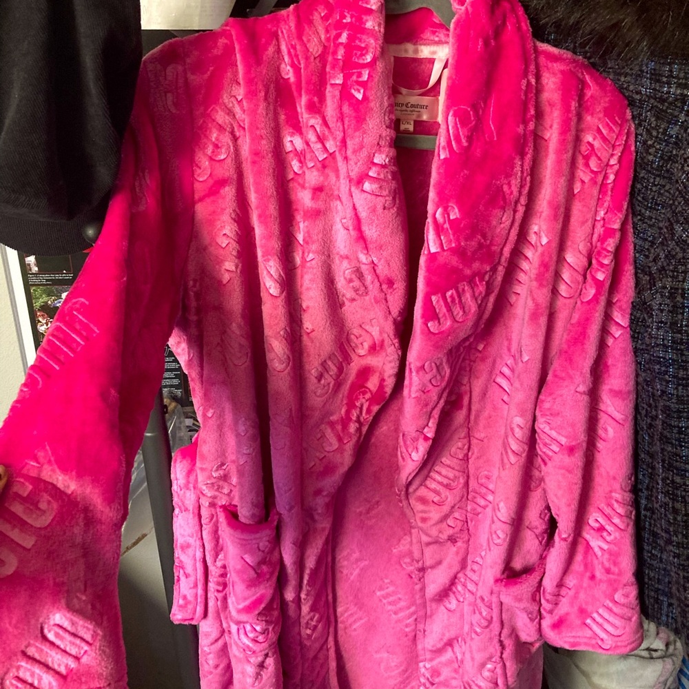 Hot Pink Juicy Couture Bath Robe